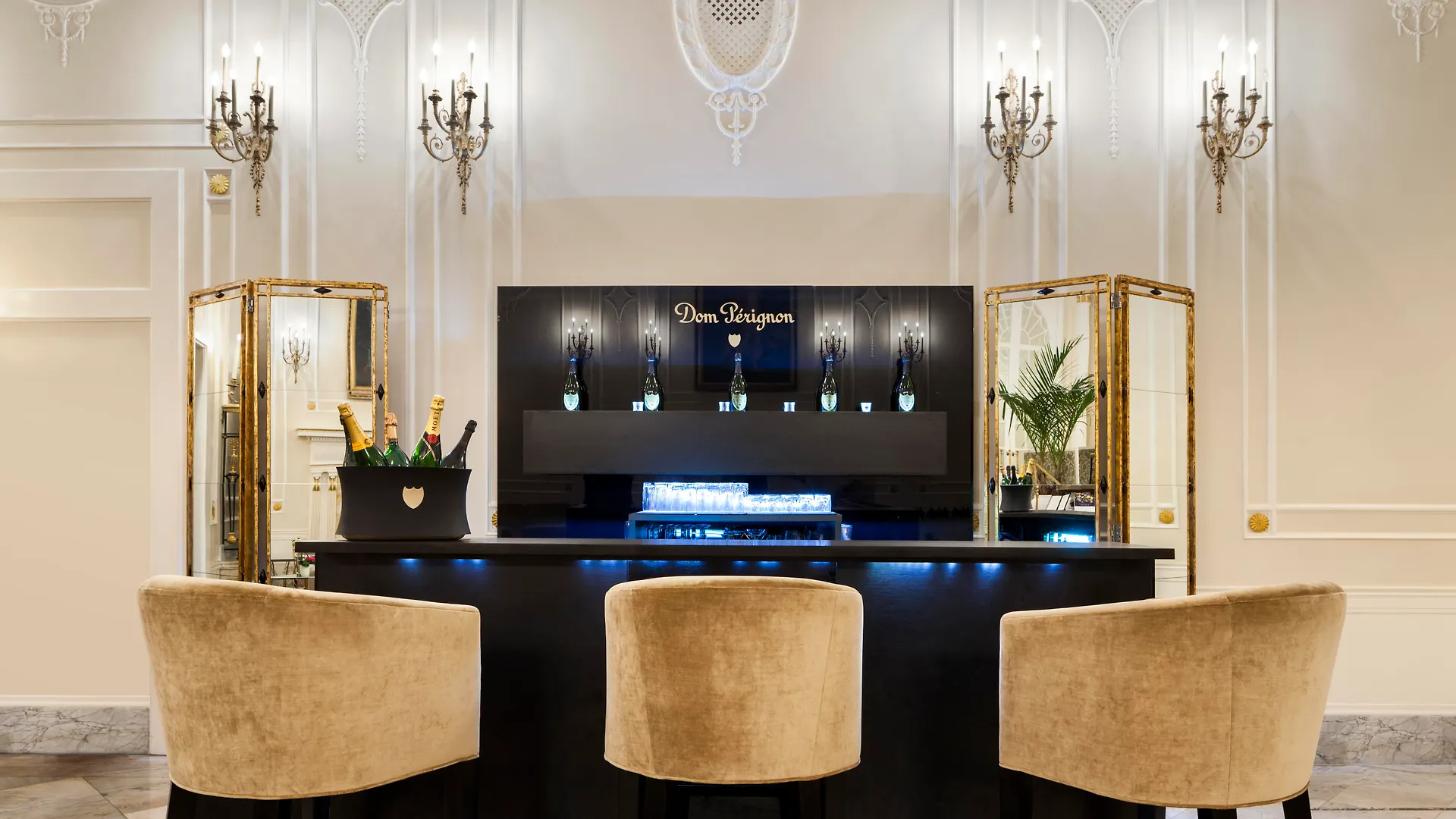 Отель The Ritz-Carlton, Монреаль Канада
