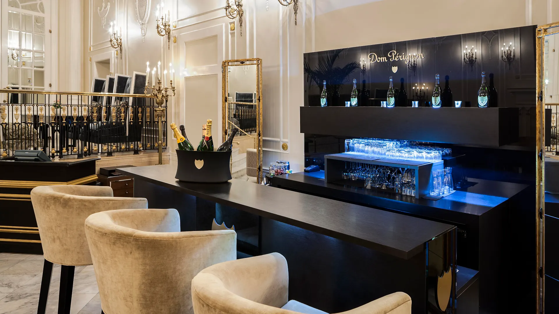 Отель The Ritz-Carlton, Монреаль