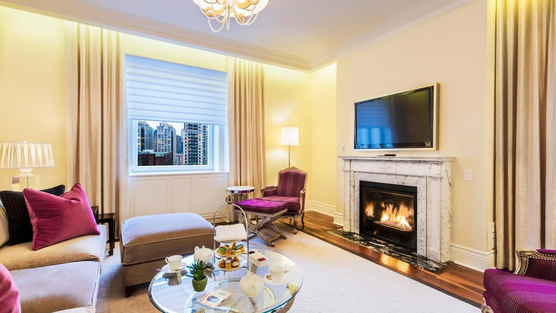 Отель The Ritz-Carlton, Монреаль