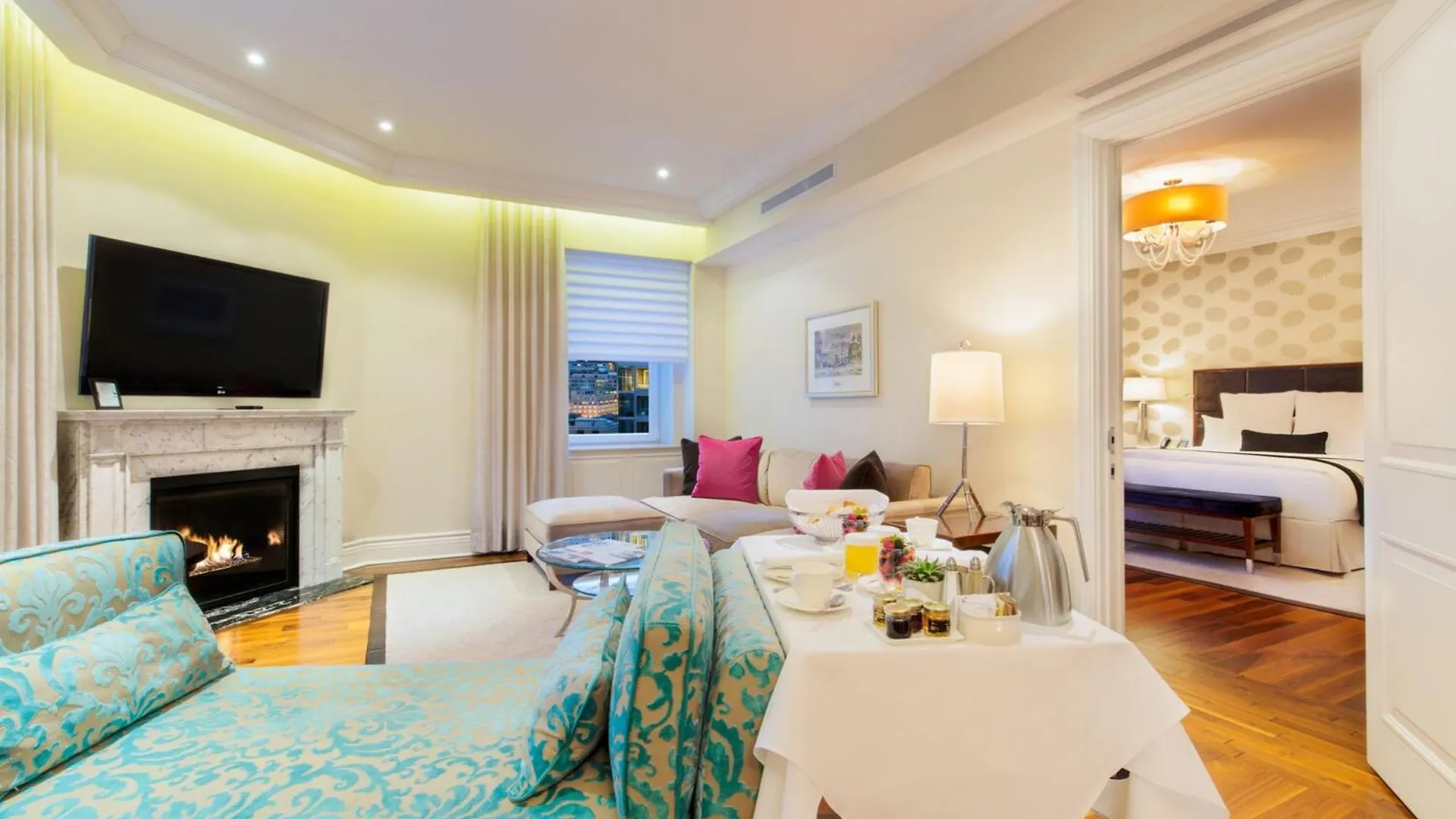 Отель The Ritz-Carlton, Монреаль