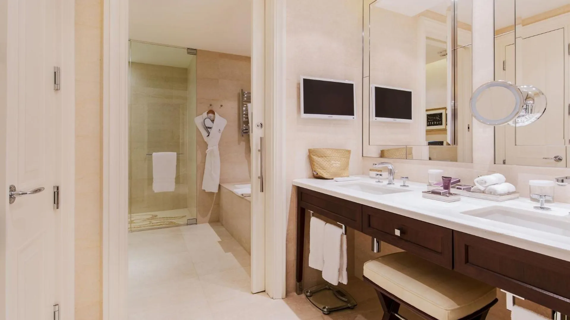 The Ritz-Carlton, Montreal Hotell
